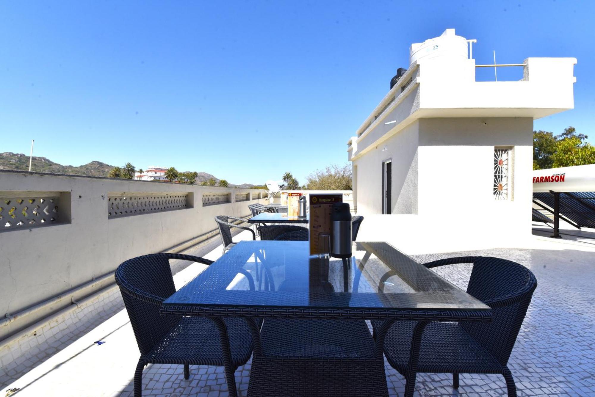 Bunglow 14, Rooms With Balcony مونت ابو المظهر الخارجي الصورة